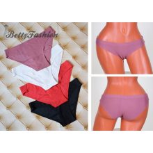 Egyszínű lézer vágott bugyi S, M, L, XL, XXL