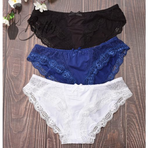 Csipkebetétes és szegélyes bugyi S, M, L, XL