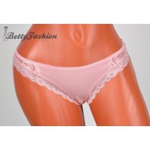 Csipke szegélyes tanga