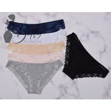 Csipkebetétes és szegélyes bugyi S, M, L, XL 