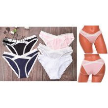 Keresztben csipkeszegélyes bugyi  S, M, L, XL