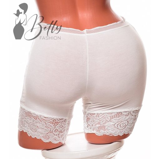 Csipkeszegélyes, hosszú szárú bugyi M, L, XL, 2XL