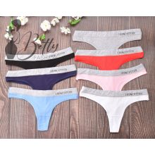 Derekán cirmos mintás és feliratos tanga S, M, L, XL