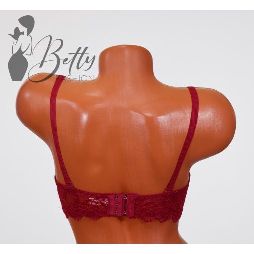 Csipkerátétes melltartó