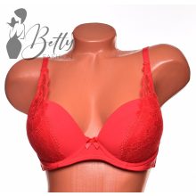 Csipkerátétes melltartó