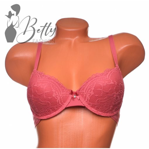 Csipkerátétes melltartó