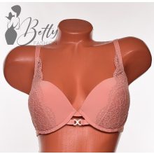 Csipkedíszes, enyhén push-upos melltartó