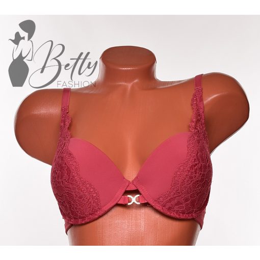Csipkedíszes, enyhén push-upos melltartó