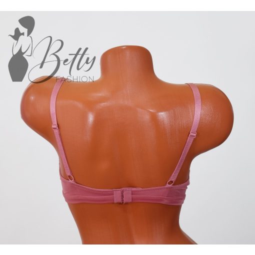 Csipkerátétes melltartó