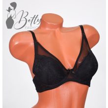 Csipkés és tüllös melltartó