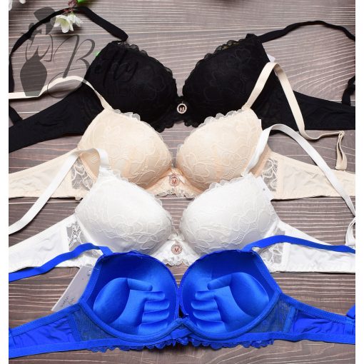 Csipkés, fémdíszes melltartó - B, C kosárral