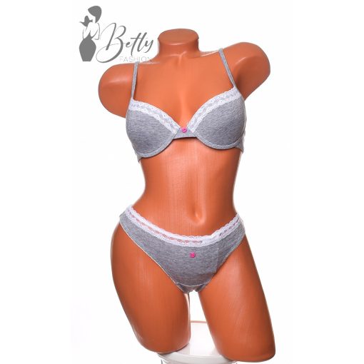 Gombdíszes és csipkeszegélyes melltartó+tanga szett 