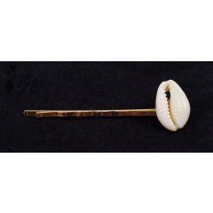 Arany színű, kagylódíszes hajcsat