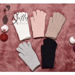 Szőrme bélelt, kötött kesztyű 