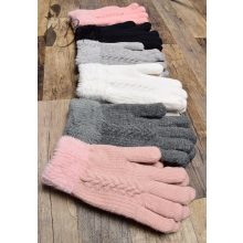 Anyagában mintás, műszőrme bélelt kesztyű  