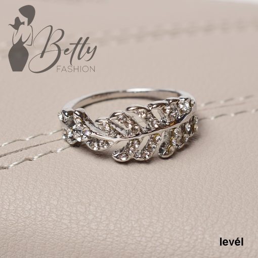 Ezüst színű, strasszkő díszes gyűrű