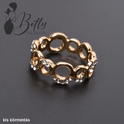 Arany színű, mintás, strasszkő díszes gyűrű