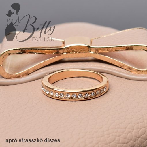 Arany színű, mintás, strasszkő díszes gyűrű