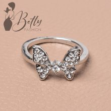 Ezüst színű, mintás, strasszkő díszes gyűrű