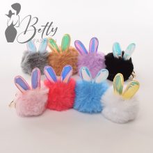Nyuszifüles, műszőrme, pom-pom kulcstartó/táskadísz