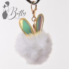 Nyuszifüles, műszőrme, pom-pom kulcstartó/táskadísz