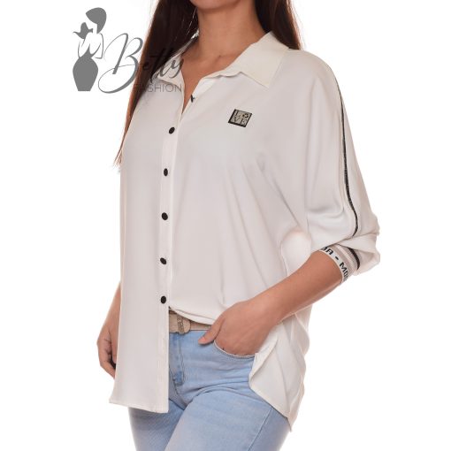 Fehér színű ing, feliratos részekkel 44, 46, 48, 50