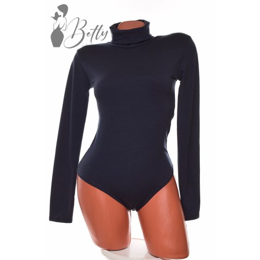 White Top with Jewelry Embellishment S/M