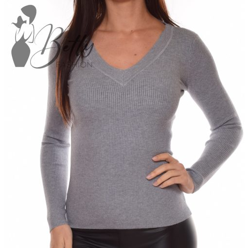 White Top with Jewelry Embellishment S/M