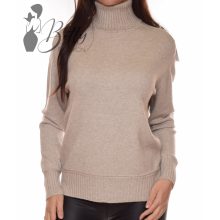 White Top with Jewelry Embellishment S/M