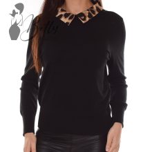 White Top with Jewelry Embellishment S/M