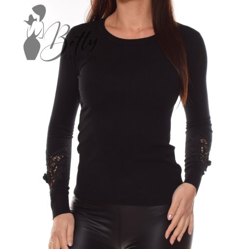 White Top with Jewelry Embellishment S/M