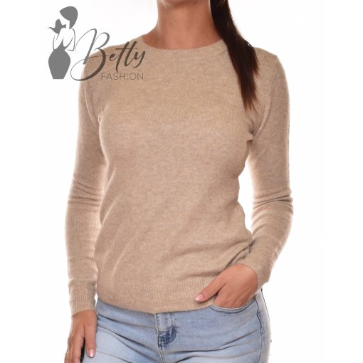 White Top with Jewelry Embellishment S/M