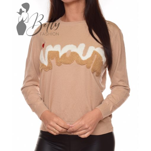 White Top with Jewelry Embellishment S/M