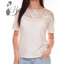 Mellnél és vállán horgolt betétes felső M/L, XL/XXL
