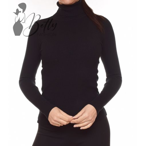 White Top with Jewelry Embellishment S/M