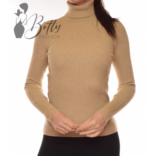 White Top with Jewelry Embellishment S/M