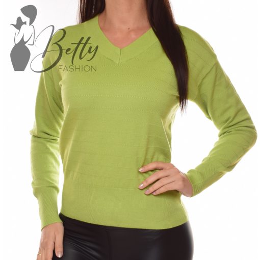 White Top with Jewelry Embellishment S/M