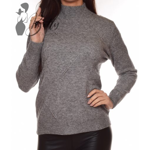 White Top with Jewelry Embellishment S/M