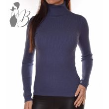 White Top with Jewelry Embellishment S/M