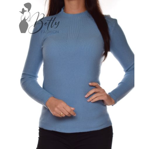 White Top with Jewelry Embellishment S/M