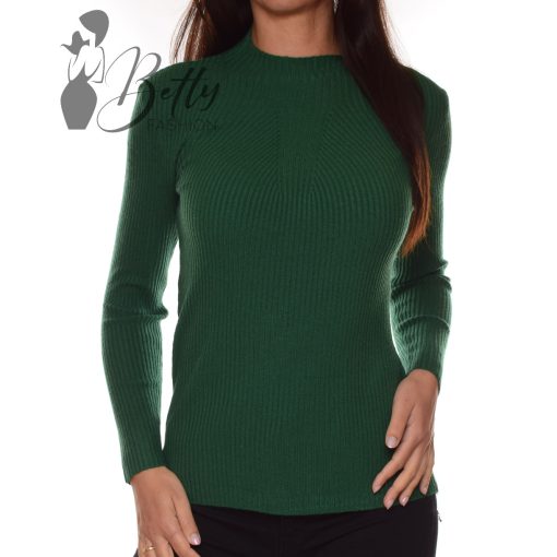 White Top with Jewelry Embellishment S/M