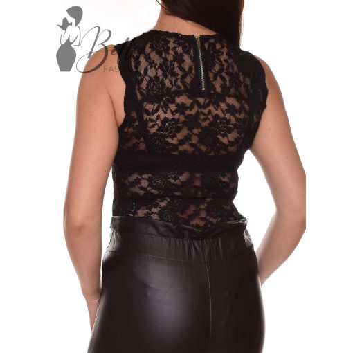 White Top with Jewelry Embellishment S/M