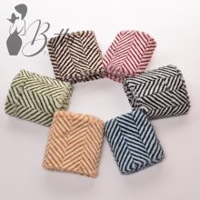 Cikk-cakk mintás, műszőrmés körsál