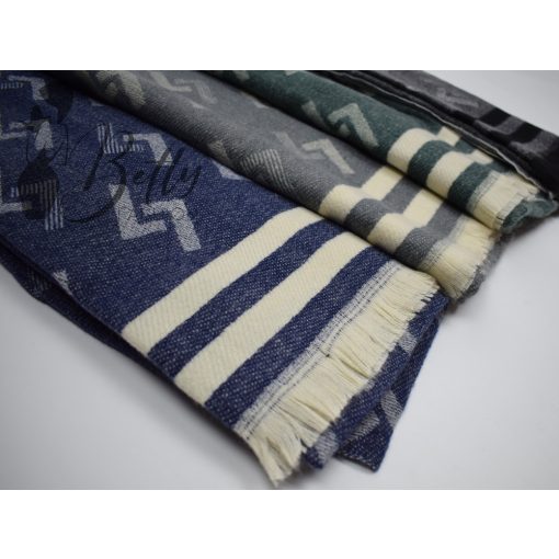 Mintás, rojtos végű sál