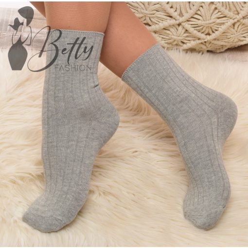 Bordázott anyagú, egyszínű zokni 5 pár/csomag